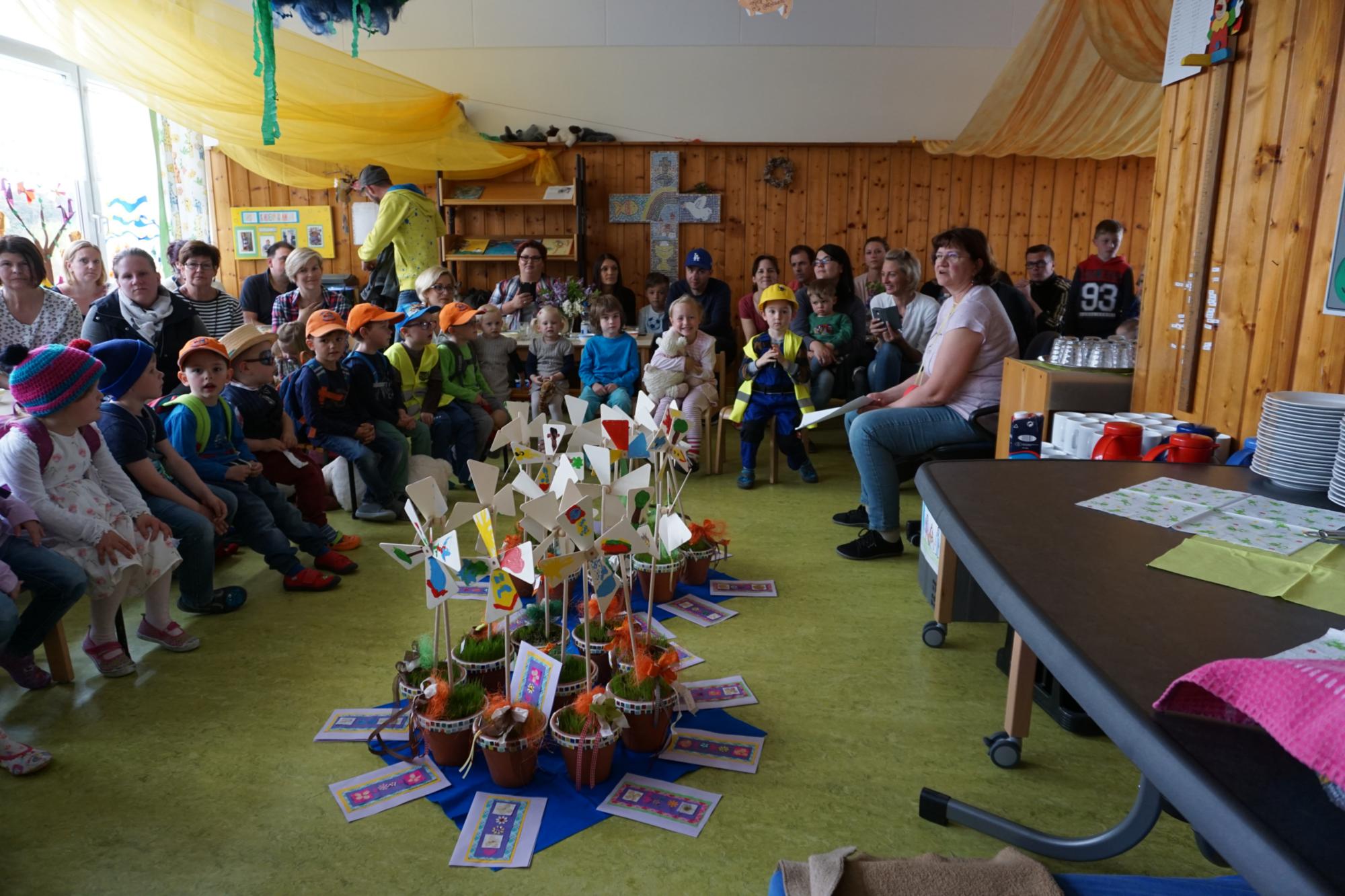 Hurra wir haben frei - Elterntag im Kindergarten 12.05.2017