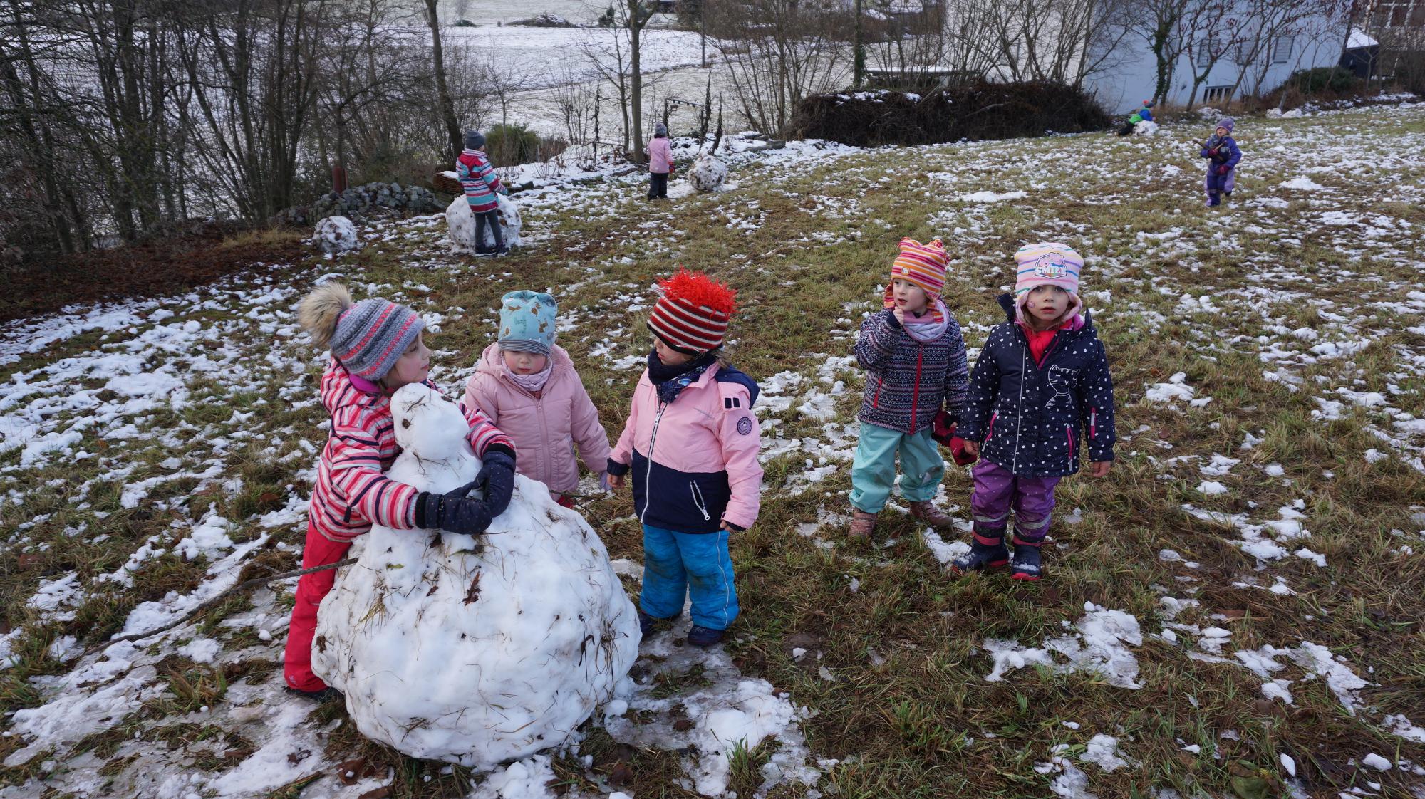 Advent- und Weihnachtszeit - Im Schnee