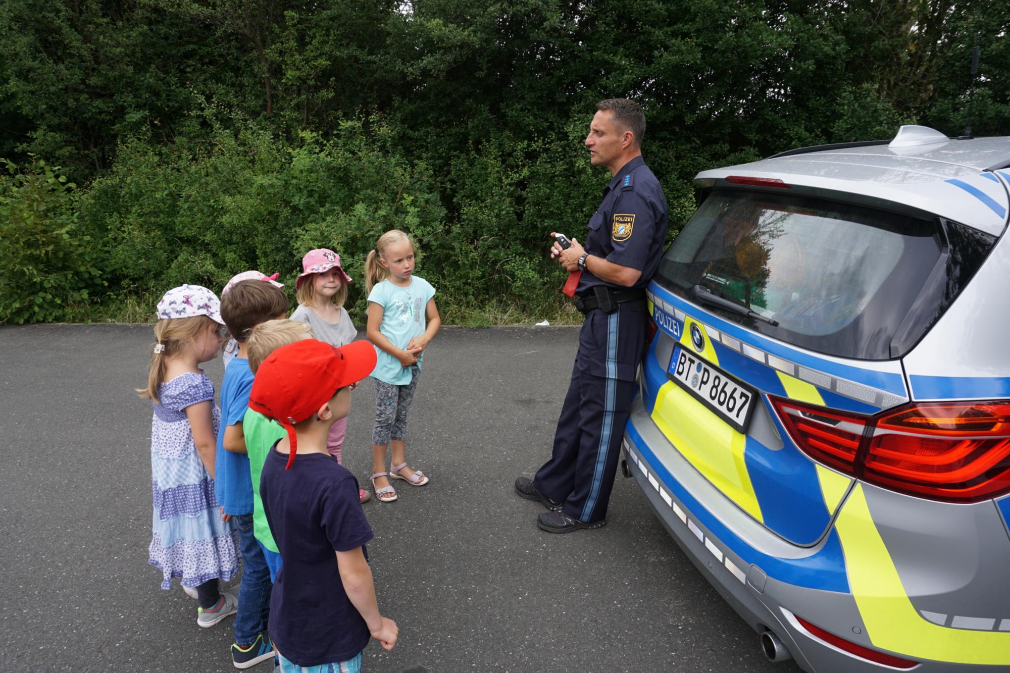 Schulwegtraining mit der Polizei am 28.06.2018