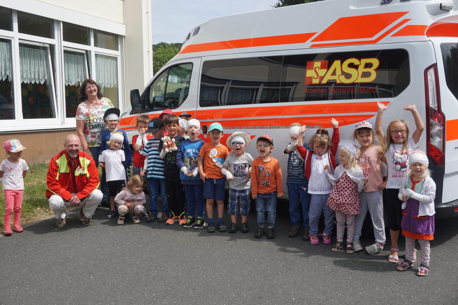 Bei 112 kommt Hilfe schnell herbei - 1. Hilfe Kurs mit dem ASB am 10.07.2018 (c) Köhler Monika