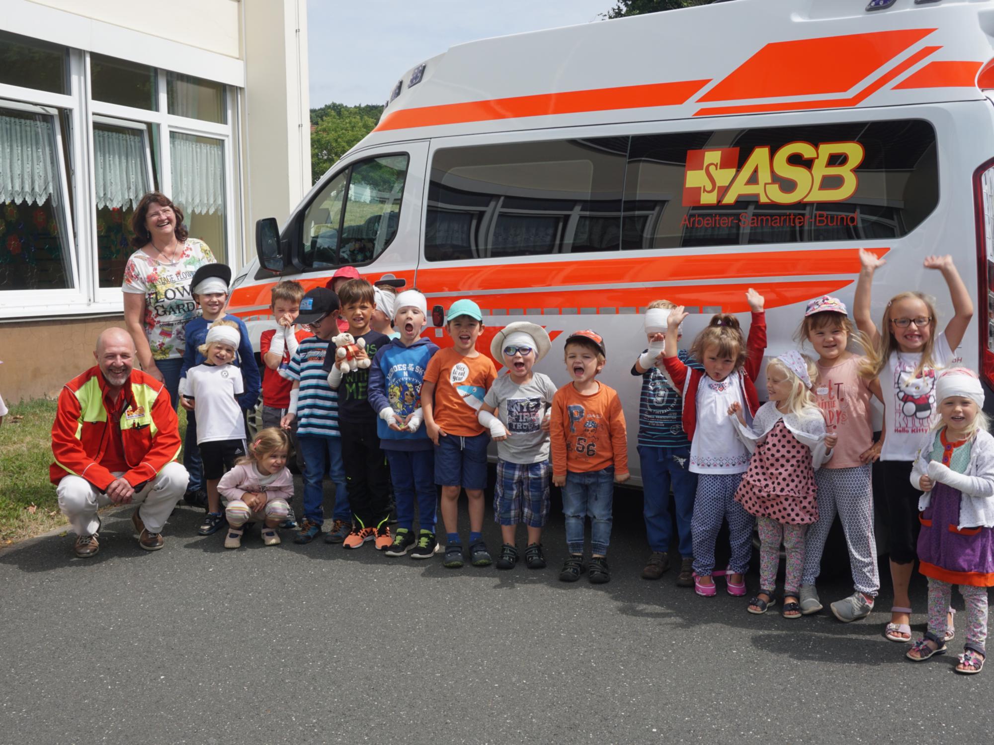 Bei 112 kommt Hilfe schnell herbei - 1. Hilfe Kurs mit dem ASB am 10.07.2018