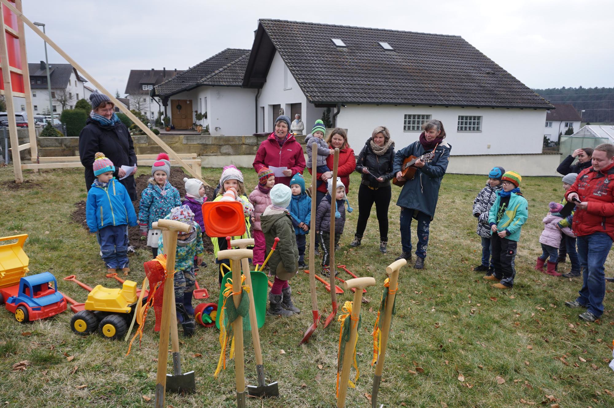 Spatenstich Neue Kita. Wimmelbach