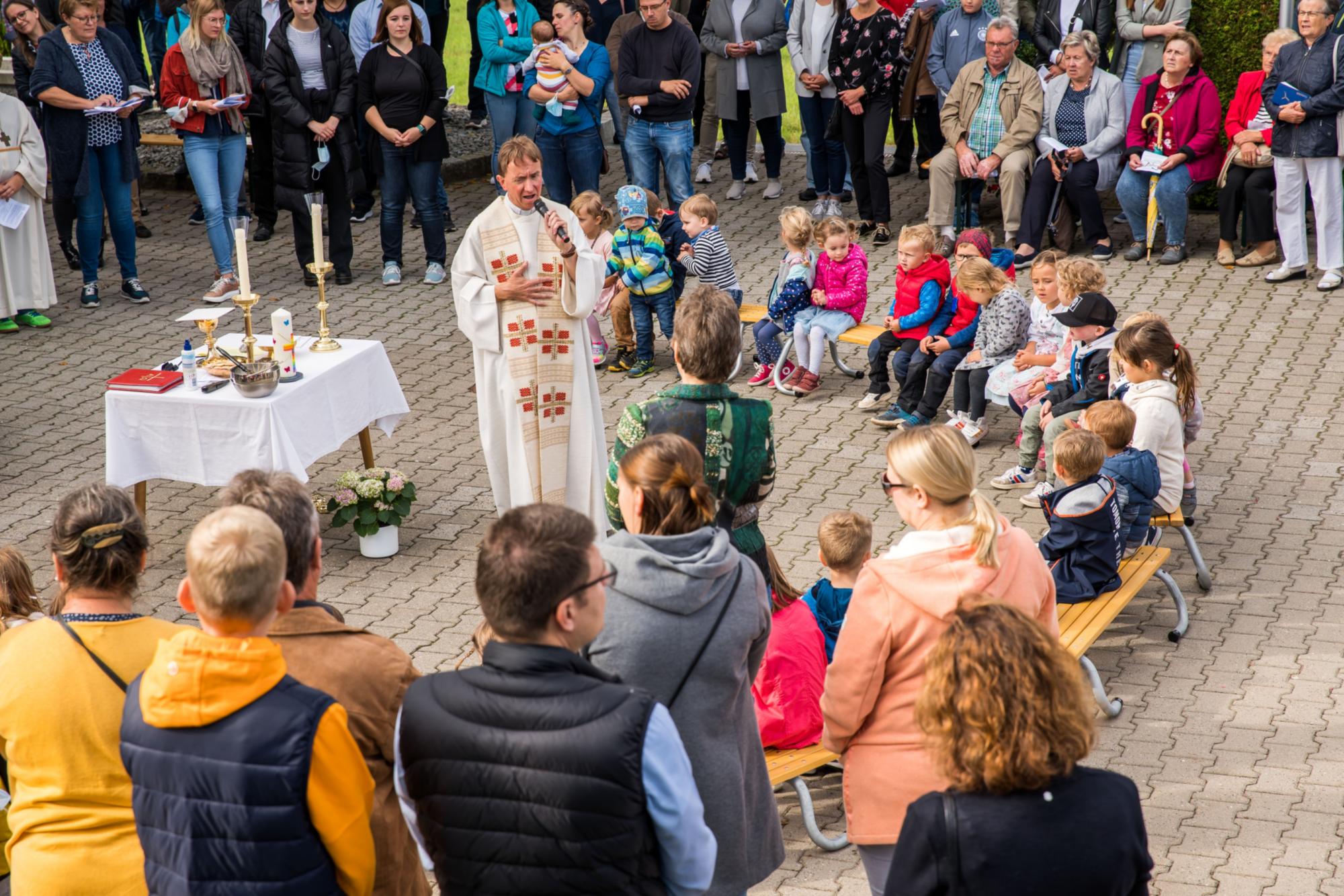 Feierliche Einweihung mit Schlüsselübergabe unserer neuen Kita St. Laurentius